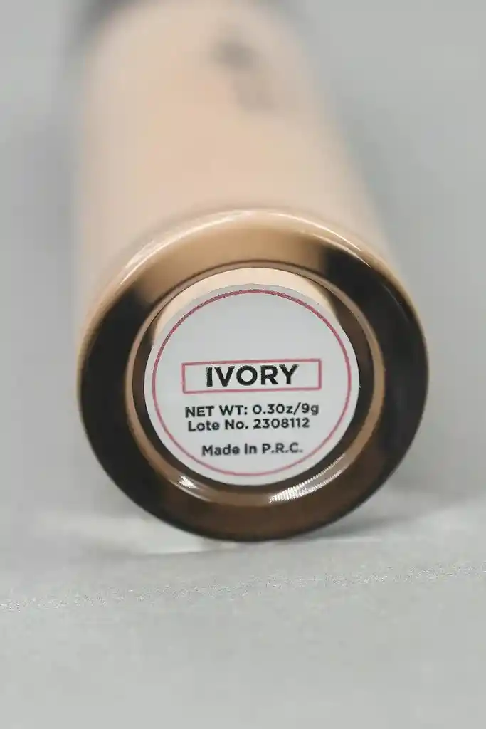 Dolce Bella Corrector Tono Ivory
