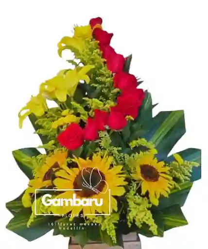 Rosas, Girasoles Y Lirios En Base De Madera