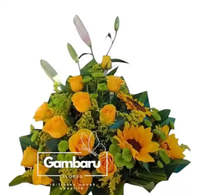 Flores En Rosas Y Girasoles Amarillos