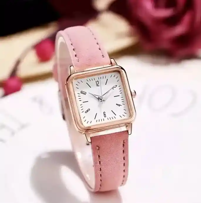 Set Reloj Rosa Y Accesorios En Caja