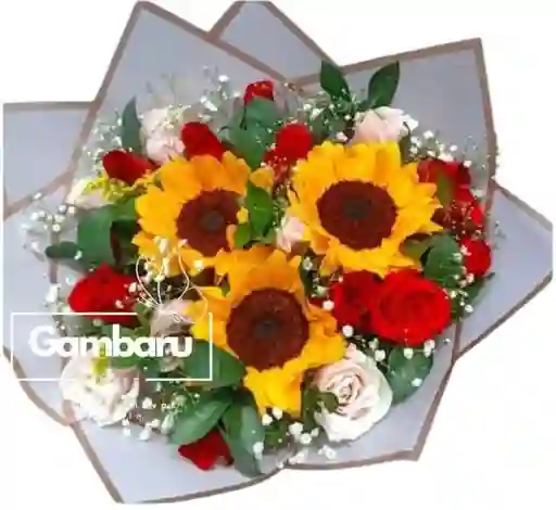 Flores Rosas Bicolor Y Girasoles
