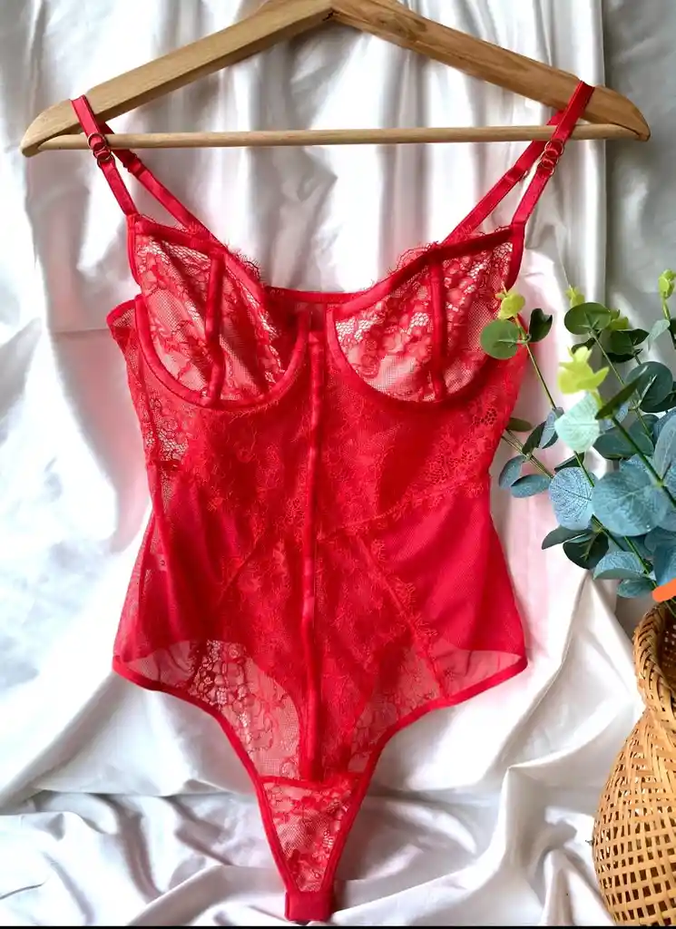 Body Exotic Rojo