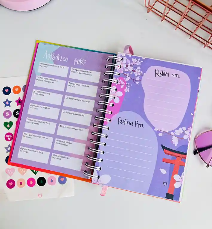 Agenda Sin Fechas 12 Meses Corazones