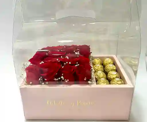Caja Tipo Lonchera Con Rosas Y Ferreros