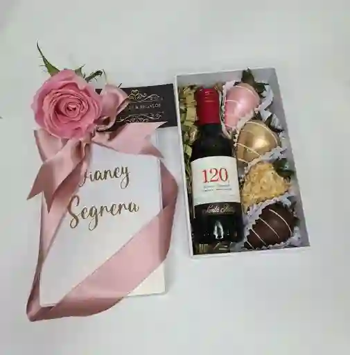 Caja De Lujo Pequeña Vino Mini Y Fresas Con Chocolate