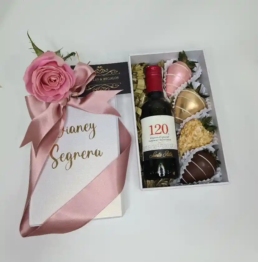 Caja De Lujo Pequeña Vino Mini Y Fresas Con Chocolate