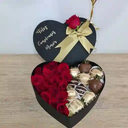 Caja De Lujo Corazón Grande Rosas Y Fresas Con Chocolate (programar)