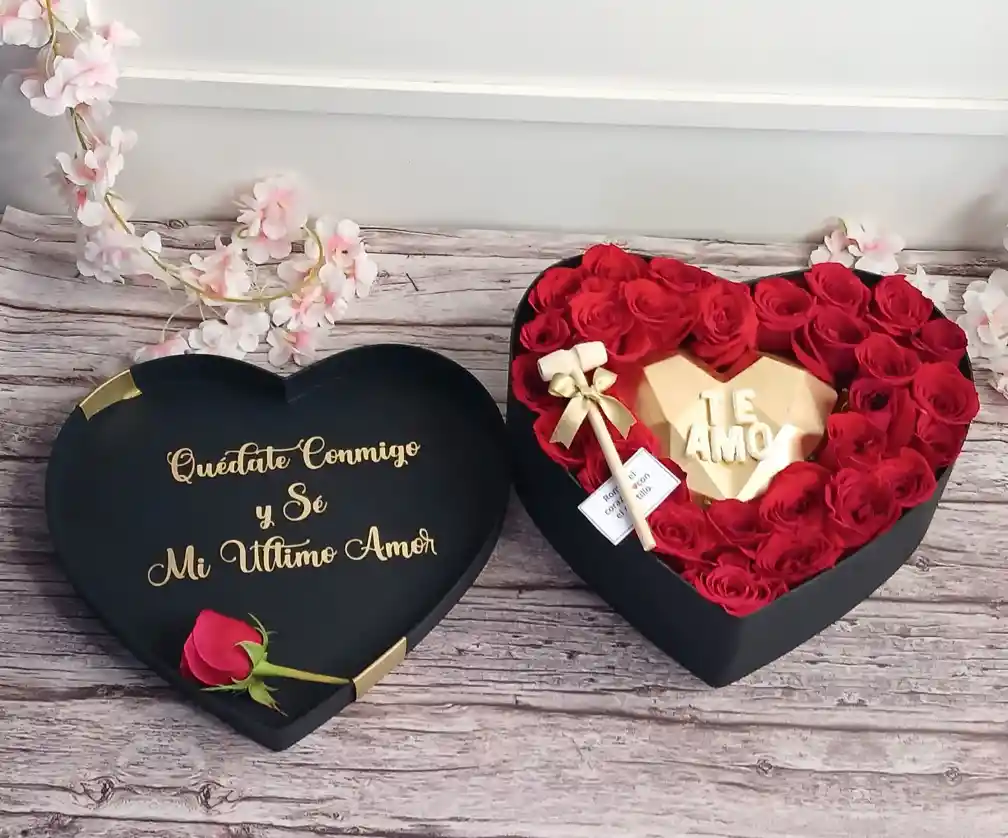 Caja Corazón De Lujo, Corazón 3d Chocolate Y Rosas (programar)