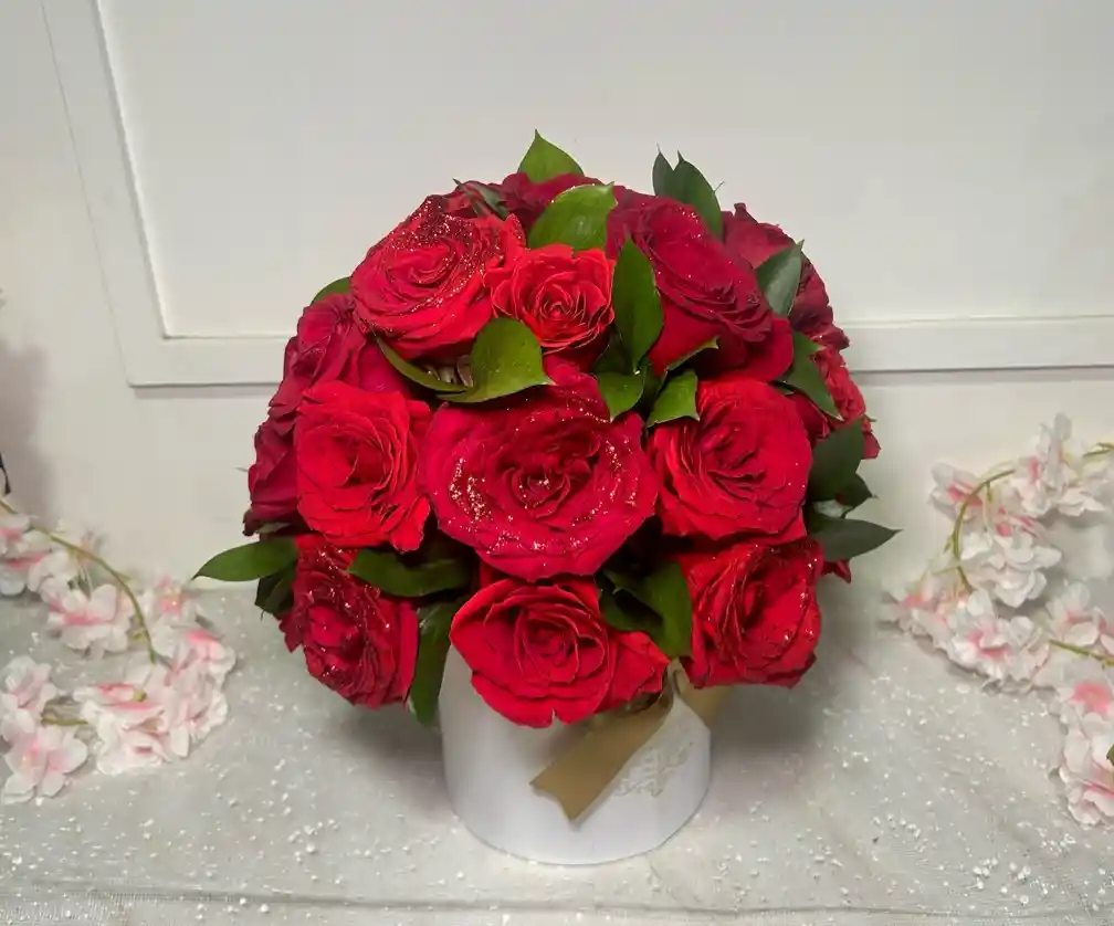 Cilindro De Lujo Con 35 Rosas