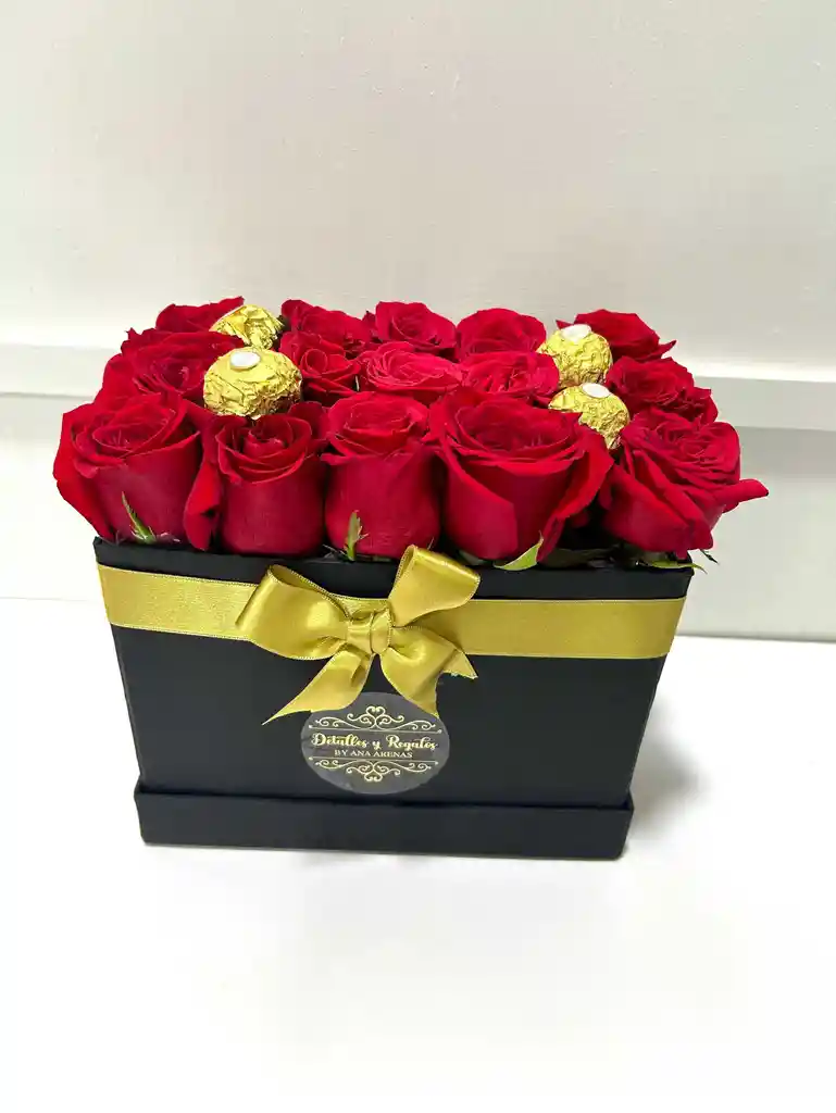 Caja De Lujo Floral Cubo Alargado Con Ferreros Rocher.