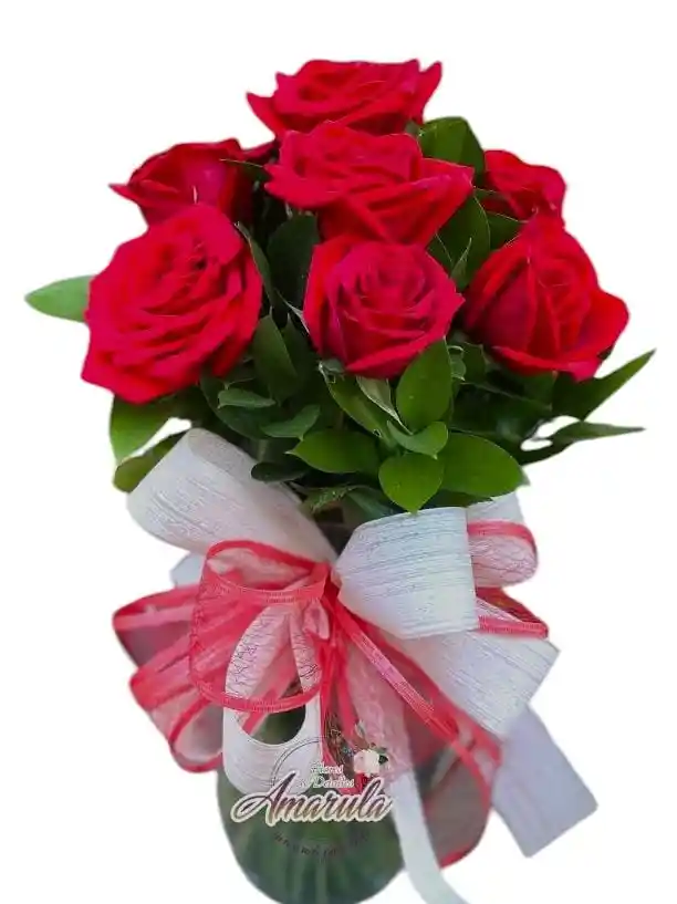 Flores Rosas Rojas En Jarrón