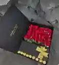 Caja De Lujo Tipo Estuche Con Rosas Y Ferreros