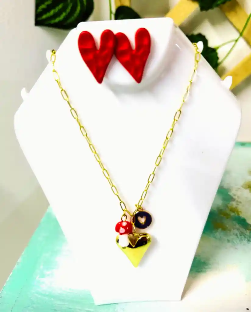 Juego Bisutería Love
