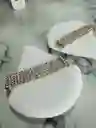 Borla Triangular Con Piedreria