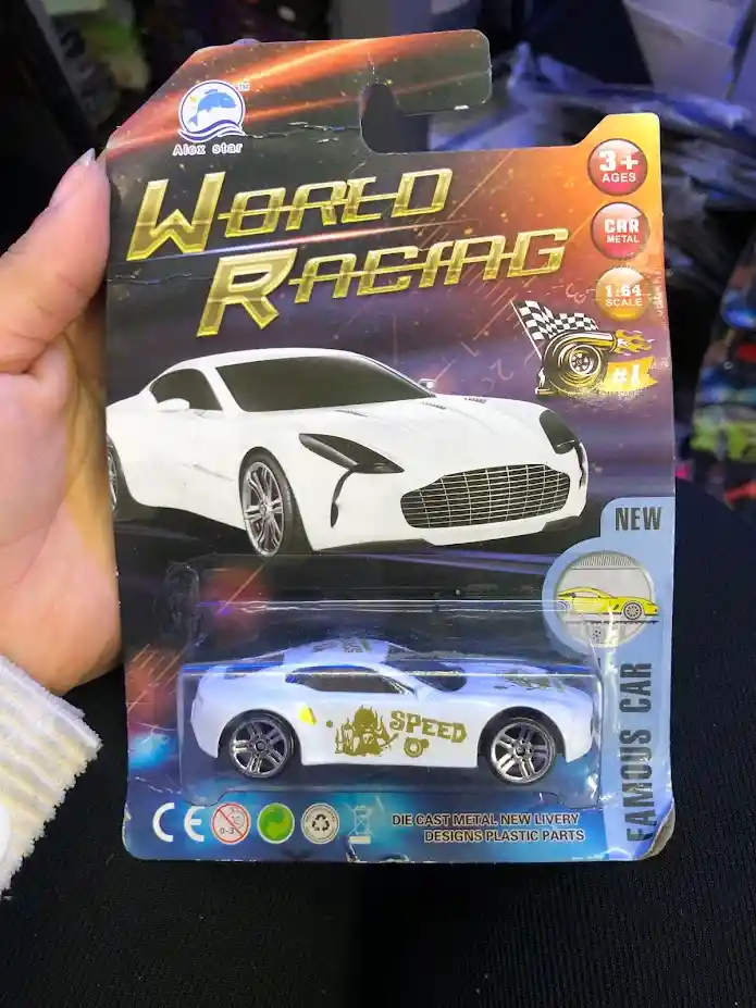 Carro Juguete De Coleccion Pequeño Blanco