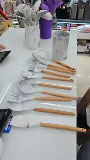 Set Utensilios Excelente Calidad Cocina Hogar En Silicona Antiadherente 10 Piezas