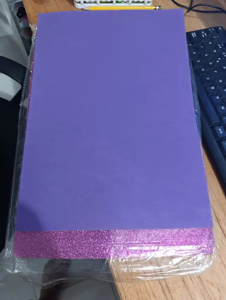 Fomy Escarchado Morado X1