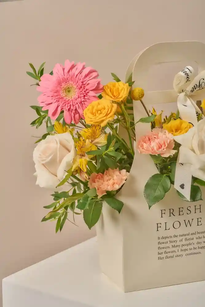 Flores Tonos Amarillos ''bolso Cálida Aurora''
