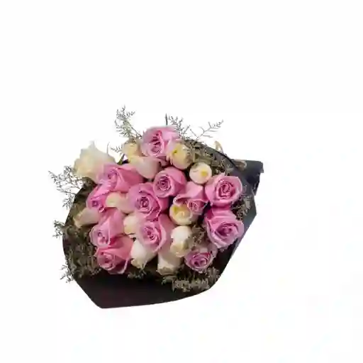 Rosas Rosadas Y Rosas Blancas En Bouquet
