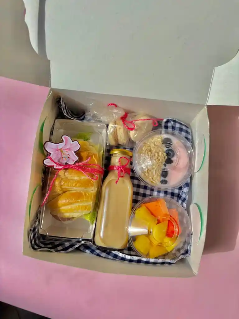 Desayuno Caja Madre