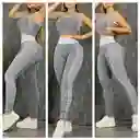 Conjunto Deportivo Leggins Levanta Cola + Esqueleto