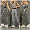 Conjunto Deportivo Leggins Levanta Cola + Esqueleto