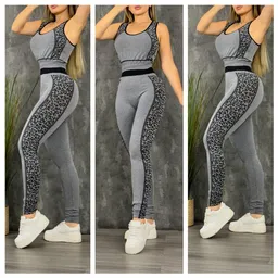 Conjunto Deportivo Leggins Levanta Cola + Esqueleto