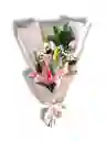 Bouquet De 4 Rosas Moradas Y Dos Lirios Rosados