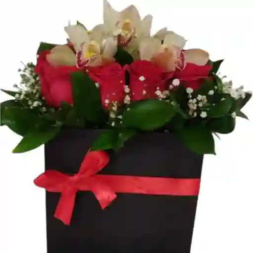 Caja Tapizada De Rosas Y Orquídeas