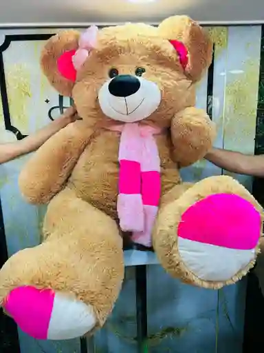 Osa De Peluche Con Moño Y Bufanda De Mas De Un Metro