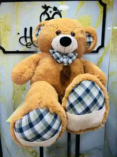 Oso De Peluche Tonalidad Cafe Con Detalles En Las Patas