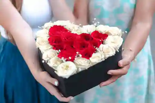Corazón Grande Con Rosas