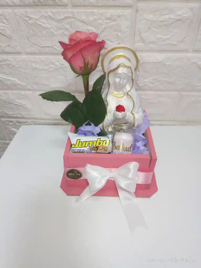 Virgencita Rosa Mística Con Velita Aromatizante ,rosa Natural ,y Chocolate