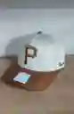 Gorra Nike Clásica "p" Marrón Blanca