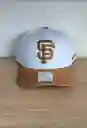 Gorra Sf – Edición Clásica Café/blanco