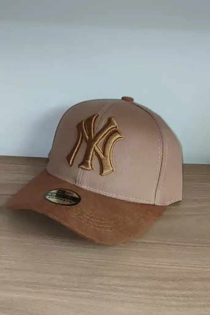 New York Yankees Café – Estilo Vintage Con Snapback