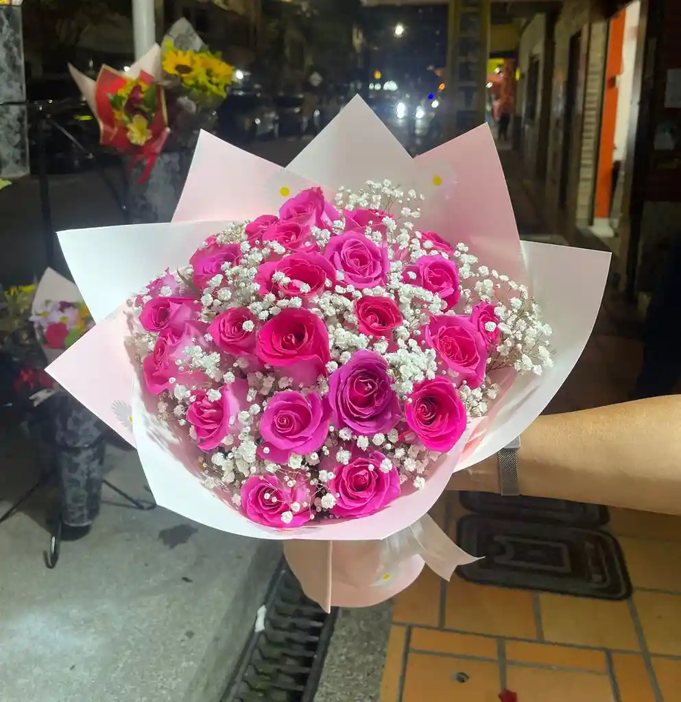 Bouquet Flores Fucsia