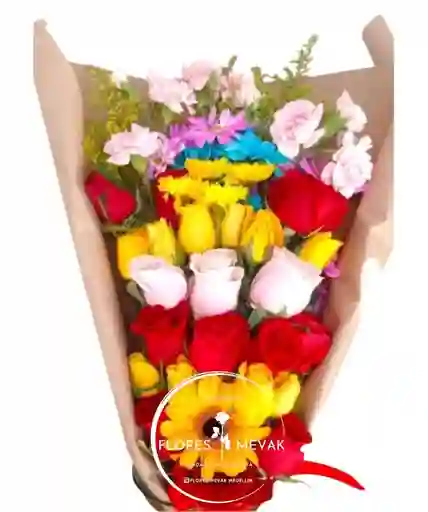 Flores. Rosas Tricolor