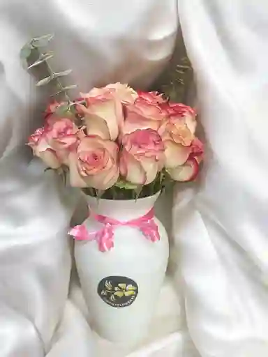 Jarron De Rosas Rosadas