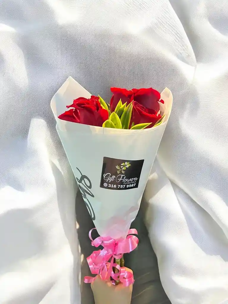 Mini Bouquet De Rosa Roja