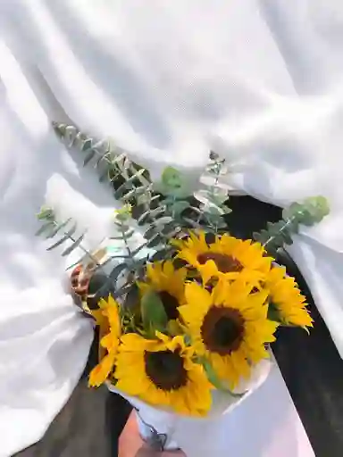 Bouquet De Girasoles.