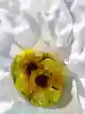 Bouquet De Girasoles Con Rosa Amarilla