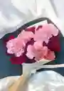 Bouquet De Rosas Y Claveles.