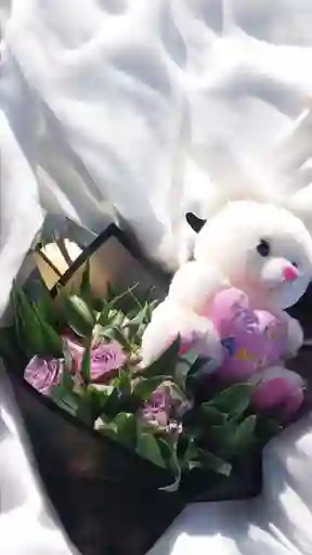 Bouquet De Rosas Moradas Con Peluche
