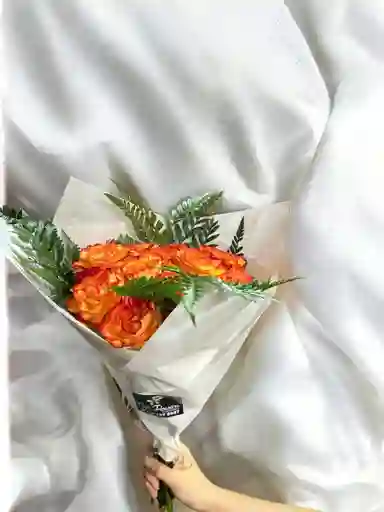Bouquet De Rosas Naranjas.