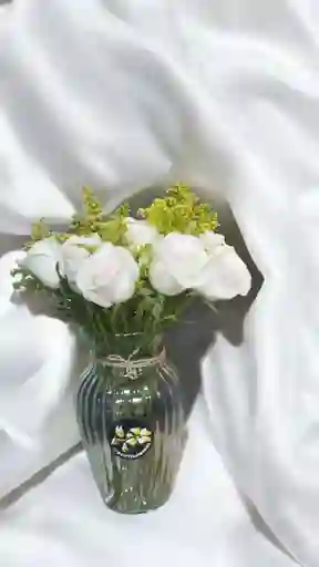 Jarron De Rosas Blancas