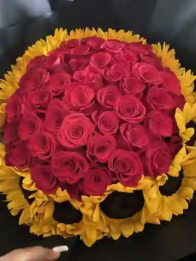 Buchon De Girasoles Y Rosas