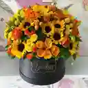 Caja Grande Naranja De Rosas, Girasoles Y Lirios