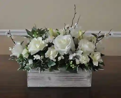 Caja De Rosas Blancas