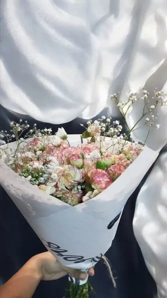 Bouquet De Clavel